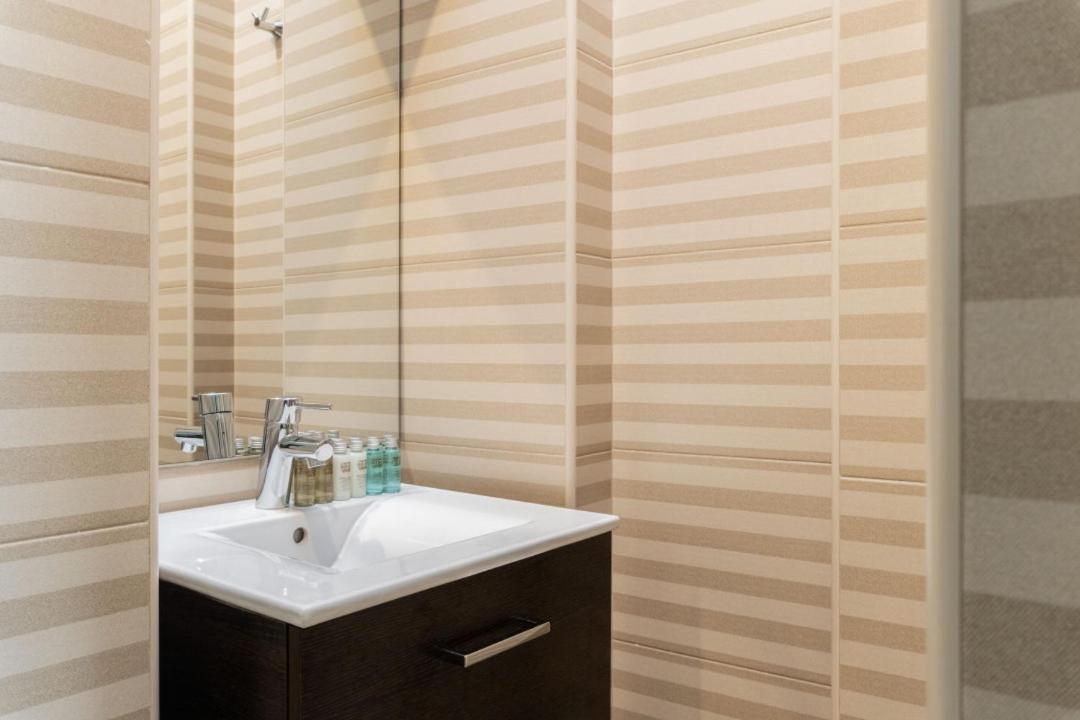 Minty Stay - Plaza Mayor 1 Bd Madrid Exterior foto